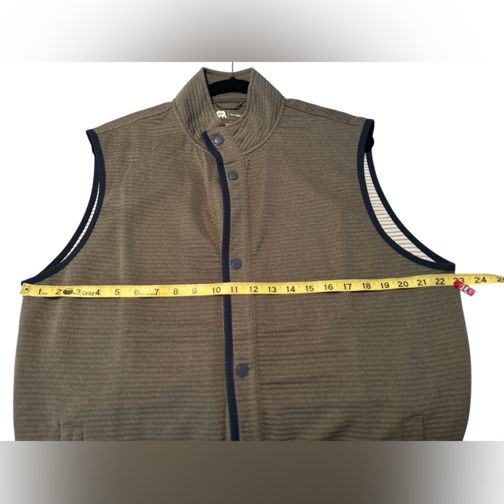 Onward Reserve NWT cloud quilt vest in gray size L - Picture 4 of 8